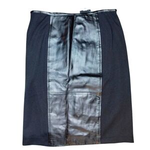 Metrostyle NWT Genuine leather panel straight skirt size 6, zipper